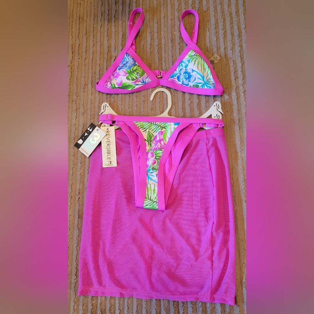 NWT Women's Tinibikini Reversible Pink & Floral Bikini 3 Piece Set with Cover-Up